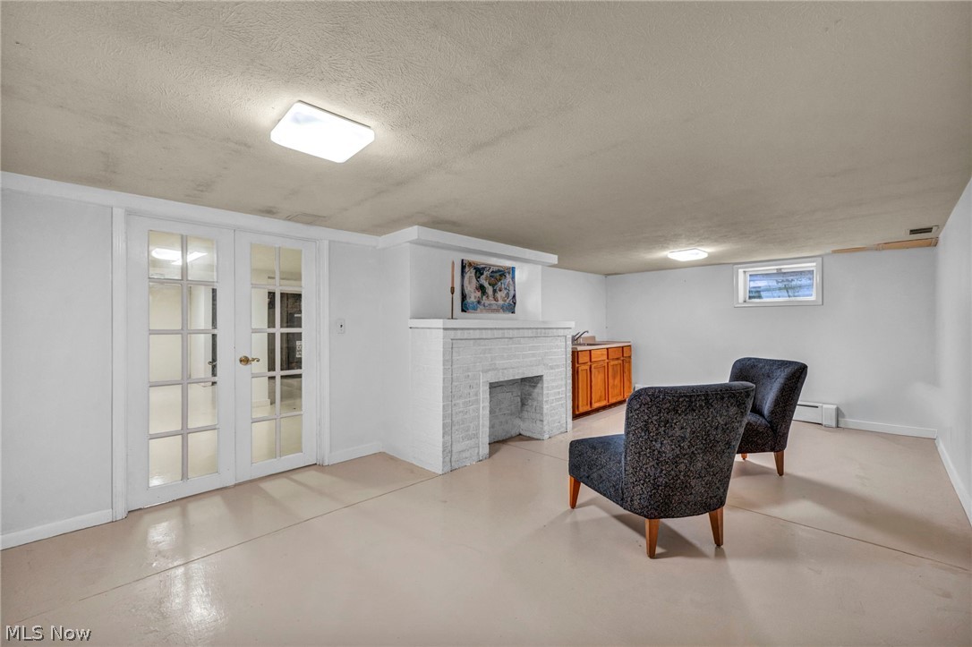 Matthews & Gilberts 05 - Residential