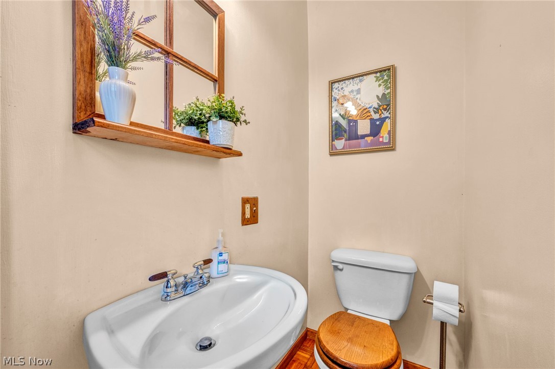 Matthews & Gilberts 05 - Residential