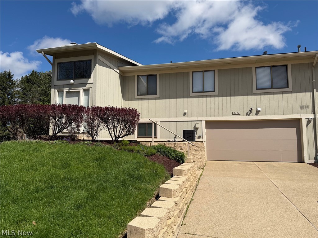 Lockwood Ridge Condo - Residential