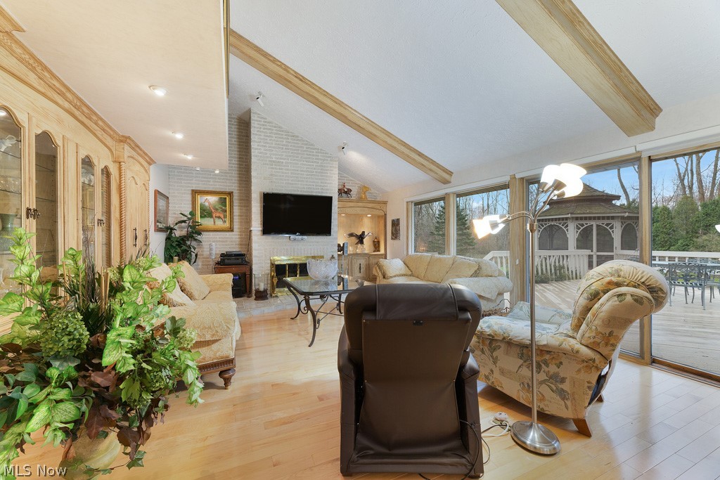 Ainsworth Country Estates Inc - Residential