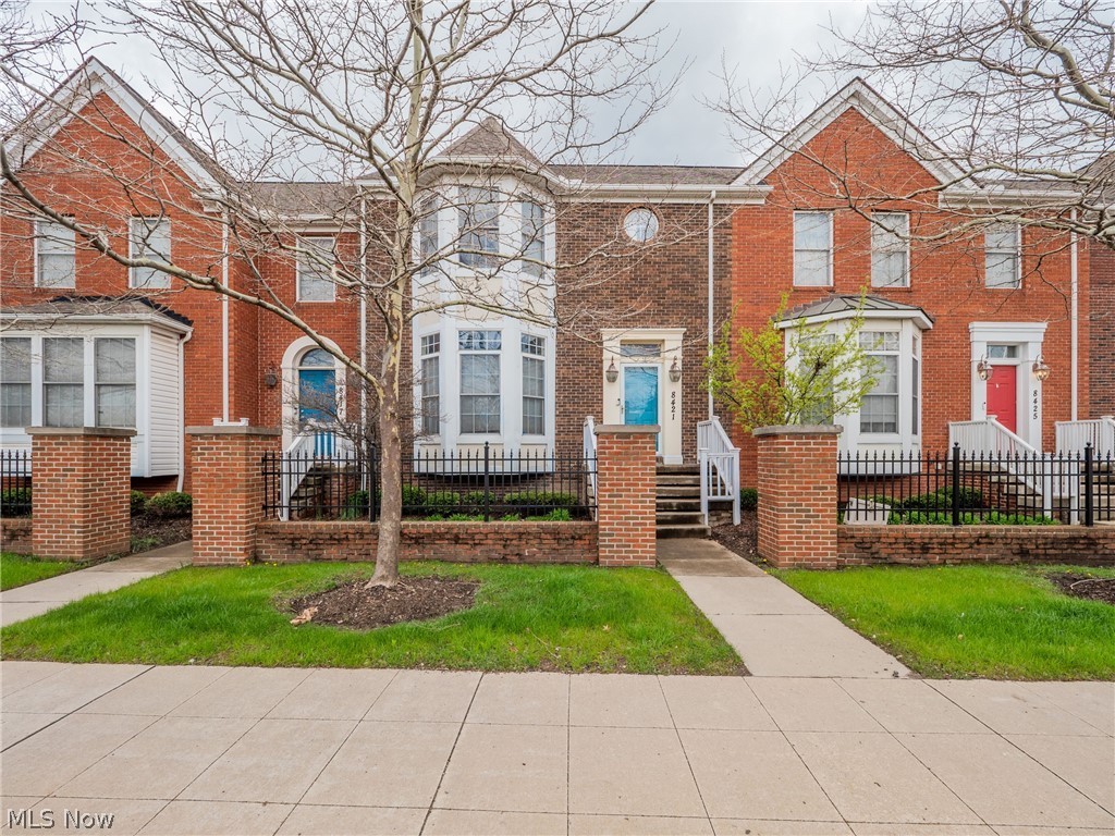 Just what the "doctor ordered" for many hospital residents and doctors as well as students. Located on the Euclid Ave Healthline this spacious 3 bedroom 2.5 bathroom townhouse is right in the middle of an increasingly successful medical hub; adjacent to the Cleveland Clinic and just minutes from downtown, University Hospitals,  museums, cultural destinations, restaurants, and entertainment. Over 2,100 sq ft of living space this townhouse features an eat-in kitchen with granite counters, a private patio, two car attached garage, 1st floor laundry and a master bedroom with en suite bath and walk in closet.  Full basement is perfect for a fitness area and plenty of storage! Easy access to major highways as well as Case Western Reserve University and Cleveland State University. Take advantage of this great opportunity today!