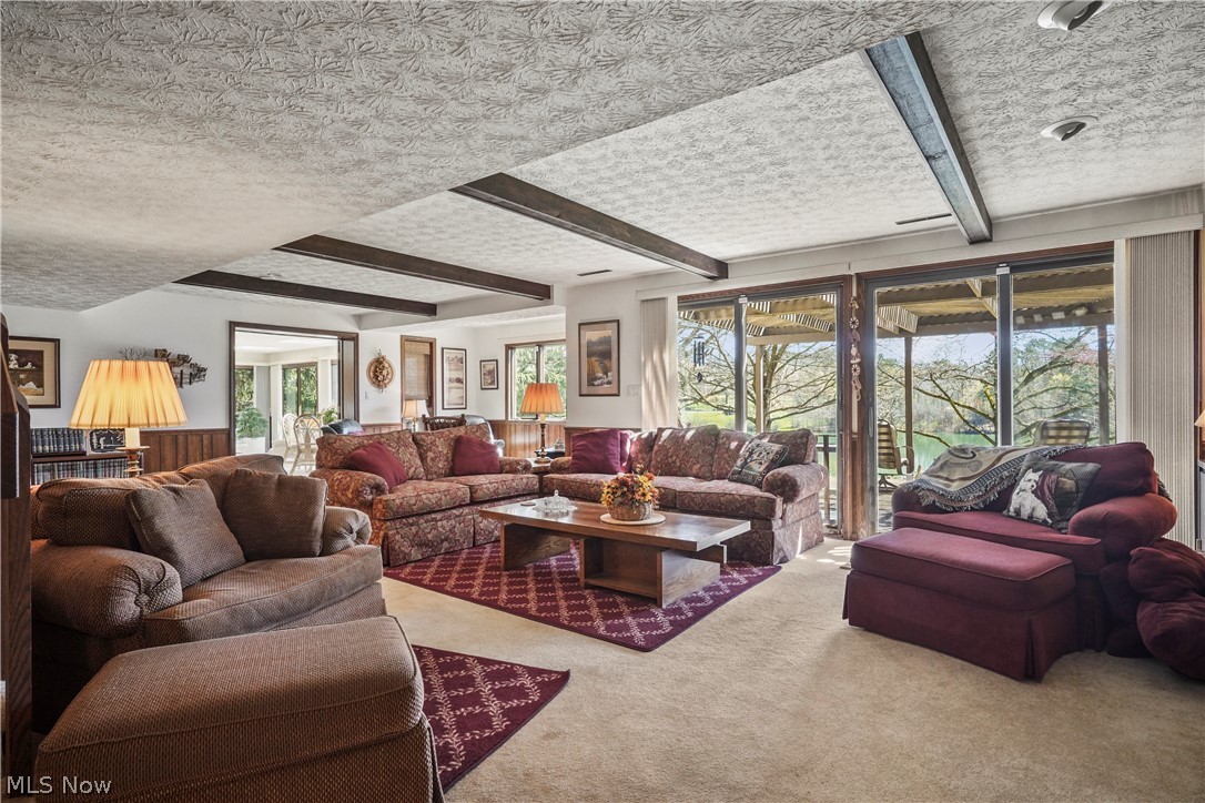 Sugar Bush Knolls - Residential