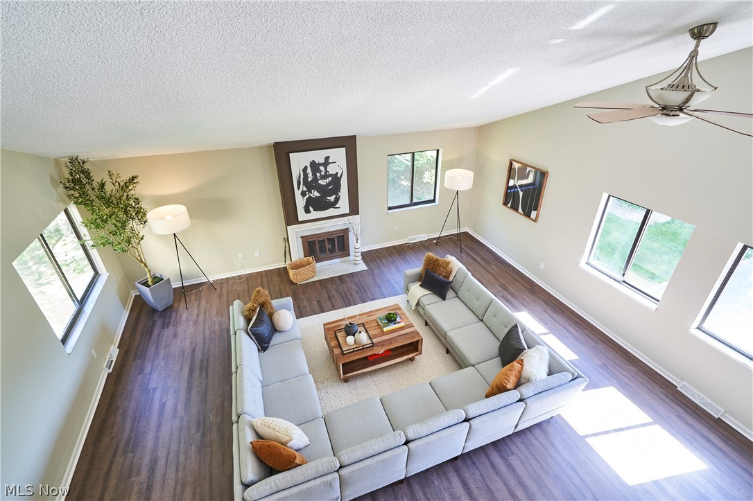 Hampton Woods - Residential