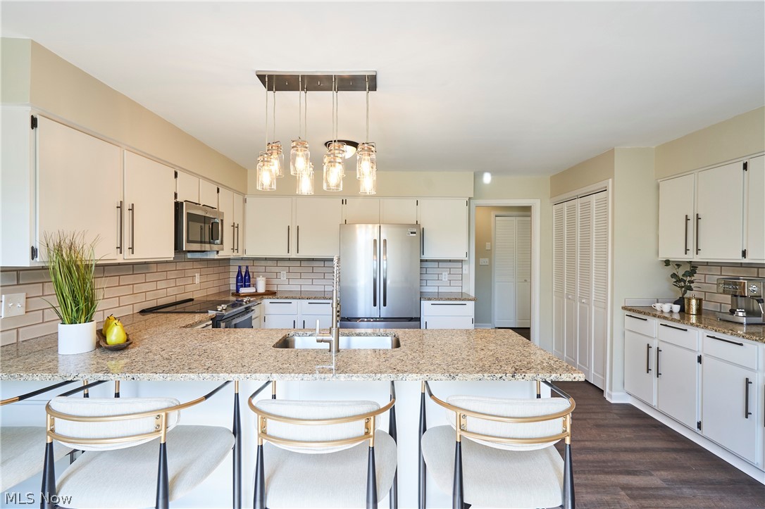 Hampton Woods - Residential