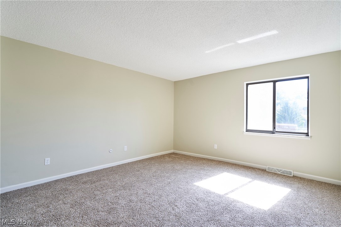 Hampton Woods - Residential