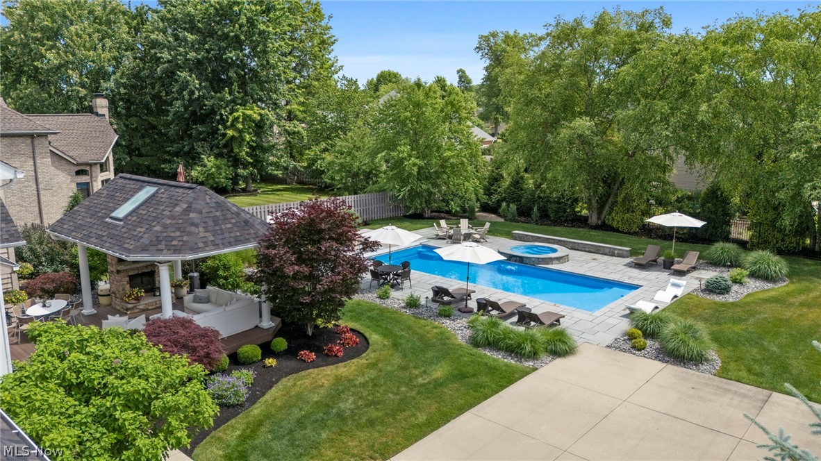 Lake Forest - Residential