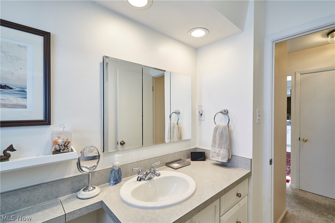 Gates Mills Blvd Estates - Residential