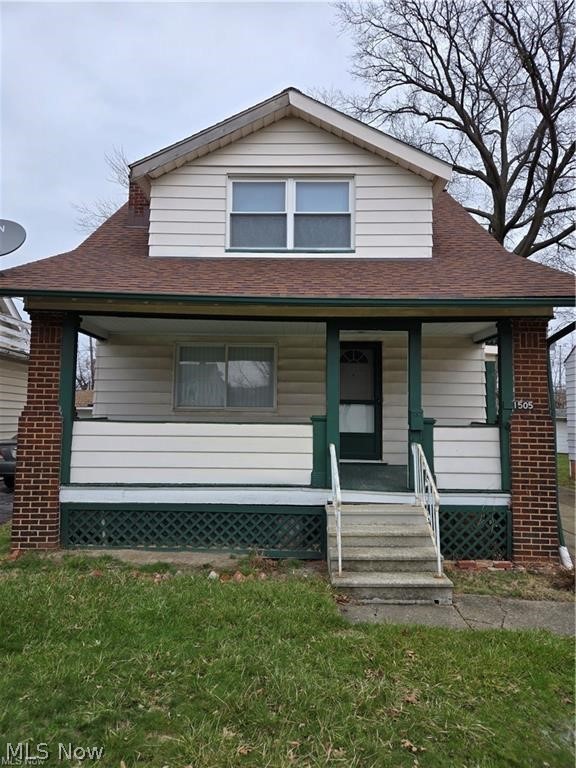 Welcome to 1505 E 196th St in Euclid. A well-proportioned cape cod built for efficient living and straightforward
ownership. This two bedroom home delivers a clean, functional layout with no wasted space. The living areas are
practical, the bedrooms are appropriately sized, and the overall footprint is designed for simplicity. Easy to maintain, easy
to operate. The front porch adds character and usable outdoor space, while the detached 2-car garage is a significant
bonus, offering off-street parking, storage, or workspace flexibility that’s not always available at this price point. The size
works in your favor: lower utility costs, minimal upkeep, and strong rental appeal. Whether you're an owner-occupant
looking for a manageable home or an investor targeting consistent demand, the fundamentals here make sense. Situated
on a quiet street with convenient access to local amenities, this is a clean, efficient opportunity that does exactly what it
needs to, no excess, no complications. Simple. Functional. Effective. Rental Estimate of $1,100 monthly.