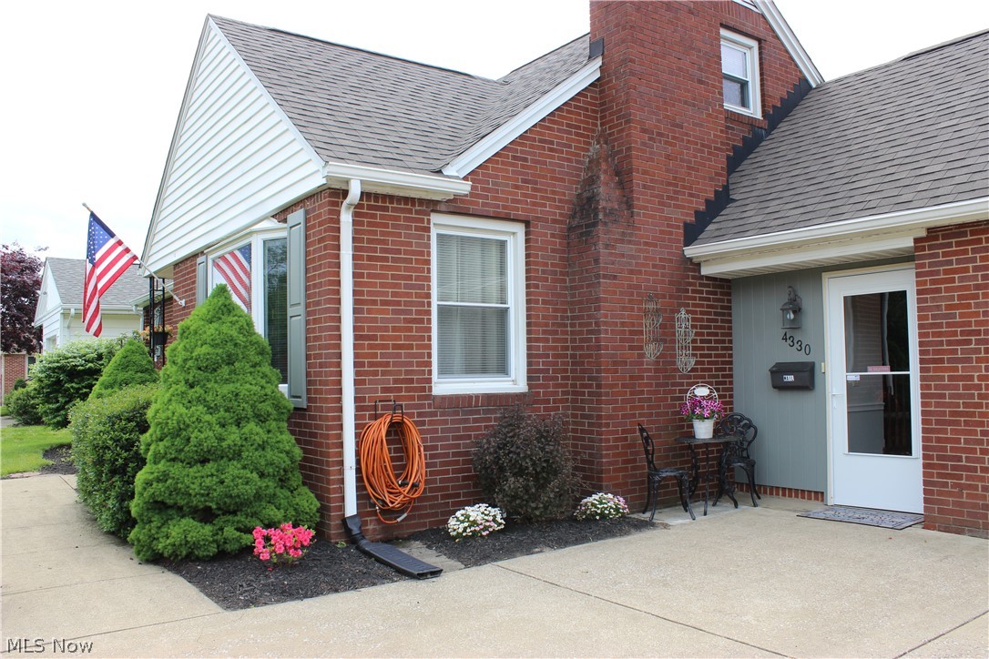 Shrine Village - Residential