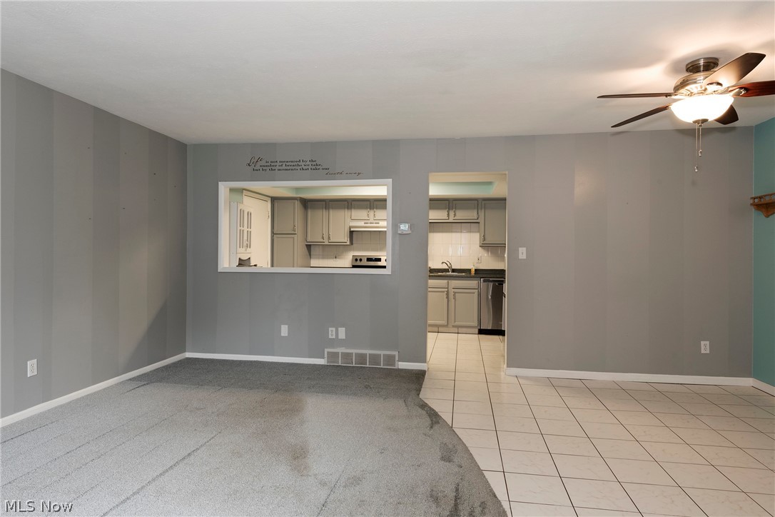 Harbour Light Condo 03 - Residential
