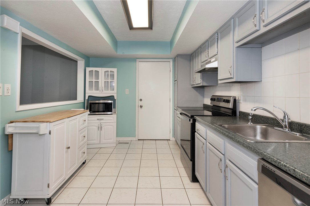 Harbour Light Condo 03 - Residential