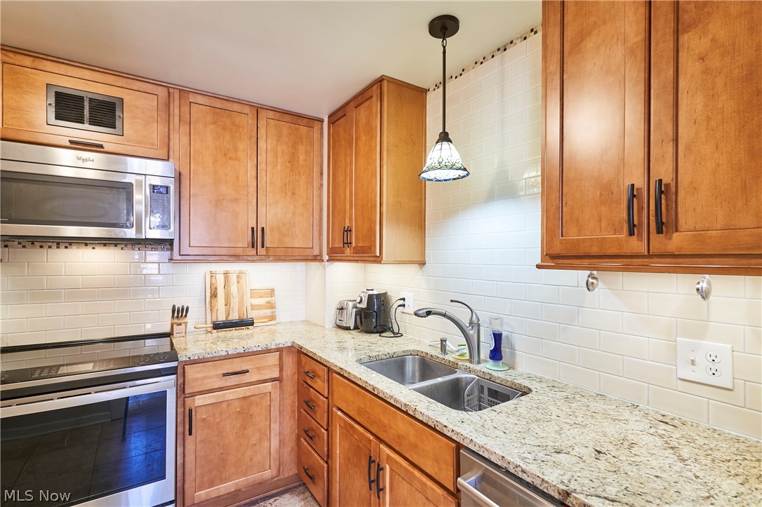 Diplomat Condo - Residential