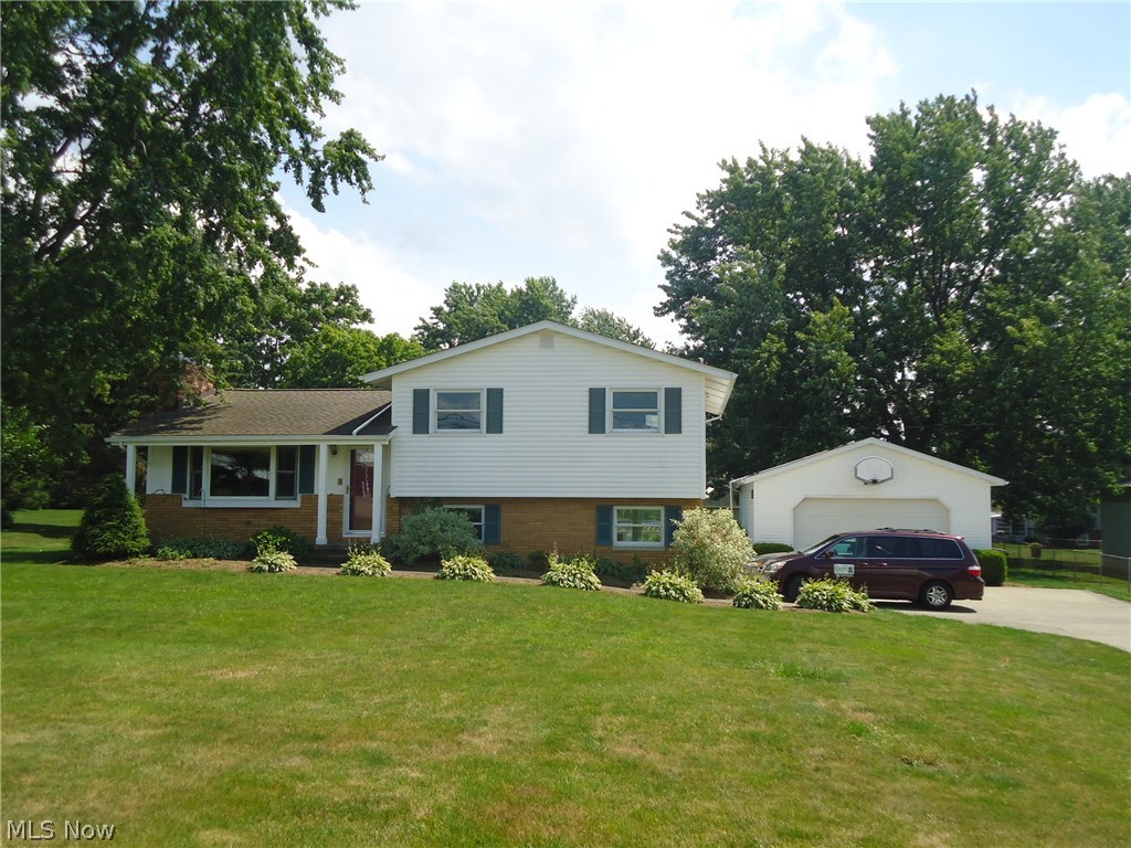 Briarwood Village - Residential