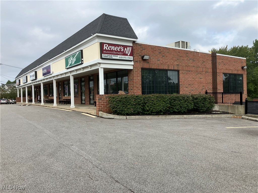 Hamann Indust Park Sub - Commercial Sale