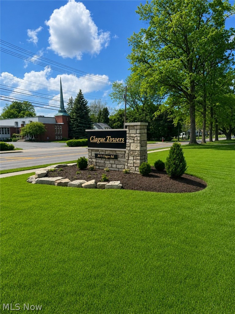 Welcome to Unit 316 at 3675 Clague Rd — a well-maintained and inviting residence offering comfort, convenience, and easy living. This bright and spacious unit features a functional layout with generous living and dining areas, ideal for both relaxing and entertaining. The kitchen provides ample cabinetry and workspace, while the bedroom(s) offer comfortable retreats with sufficient storage. Access to a shared swimming pool, perfect for the warmer months. A carport to protect your car in cold months and a park in the back of the property perfect for walking your pets or playing with kids. 

Enjoy natural light throughout and a private setting within the community. The building offers secure access and is conveniently located near shopping, dining, parks, and major highways, making daily commutes and errands effortless. Perfect for first-time buyers, downsizers, or investors looking for a low-maintenance opportunity.

Move-in ready and full of potential—schedule your showing today!
