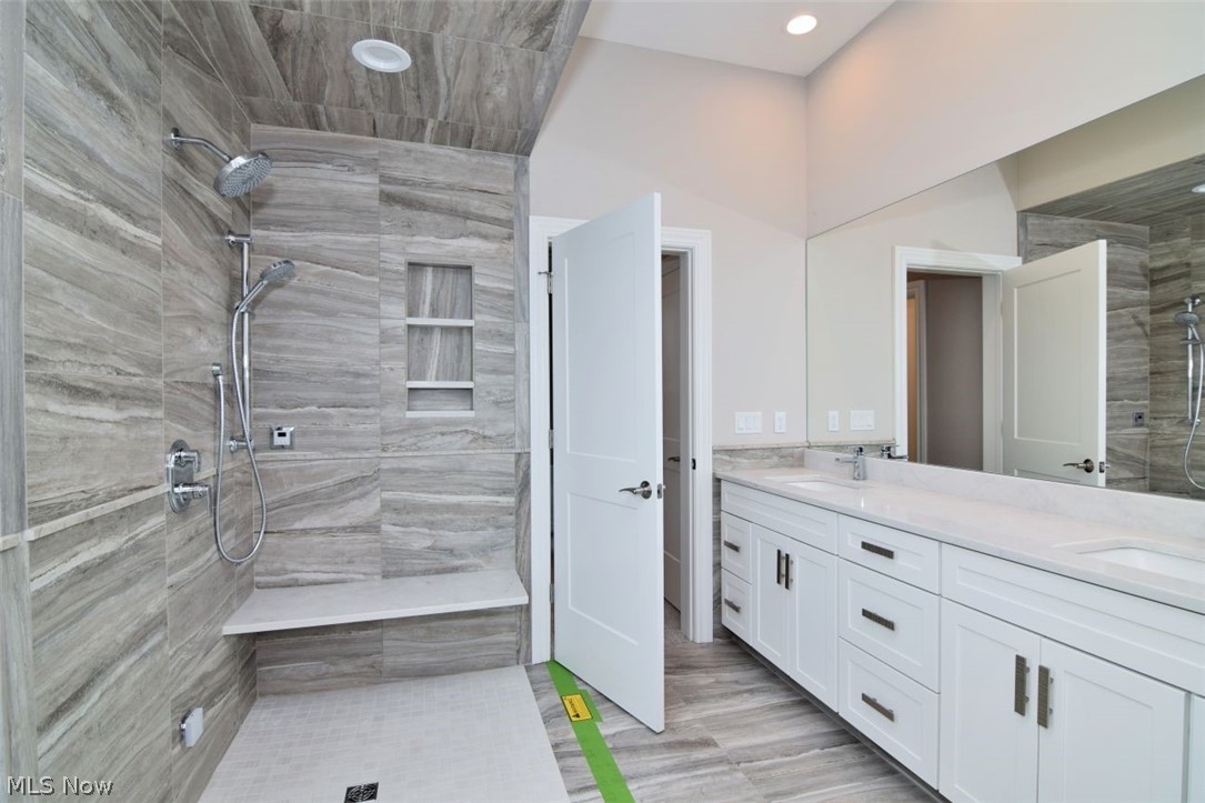Canyon Lakes Colony Sub #14-B - Residential