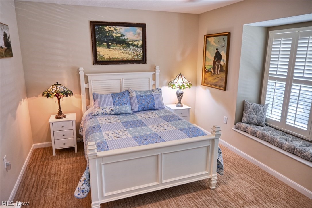 Lenox Village Condo Ph 02 - Residential