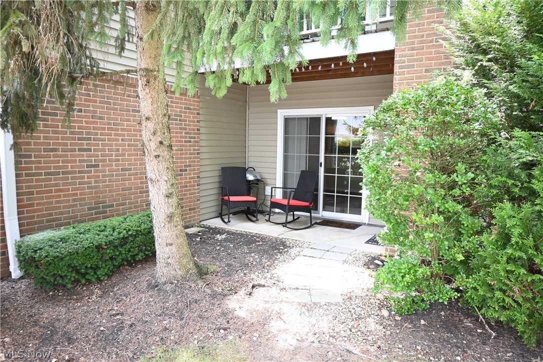 Lenox Village Condo Ph 02 - Residential