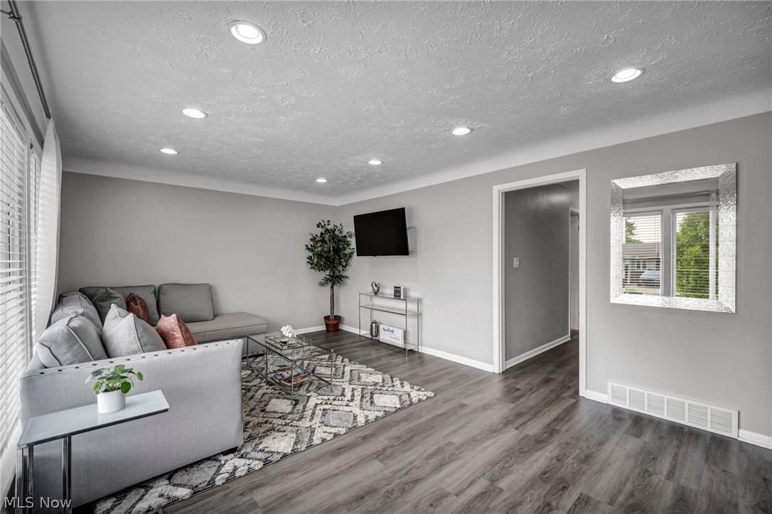 Clarkwood Estates 04 - Residential