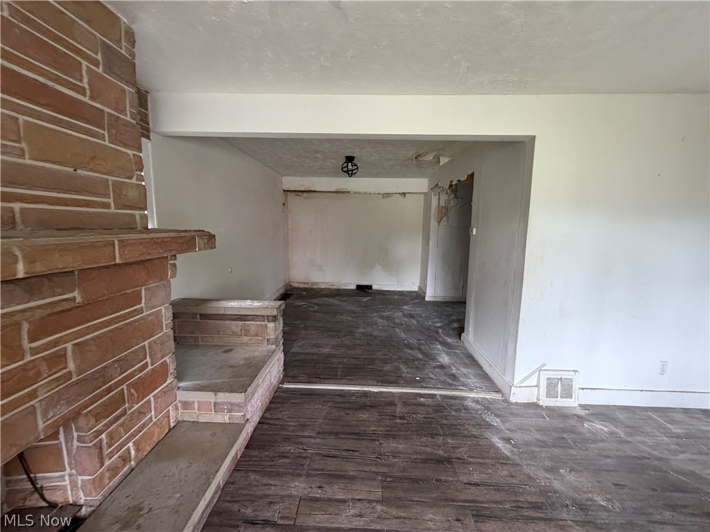 Turney Hlnds Sub - Residential