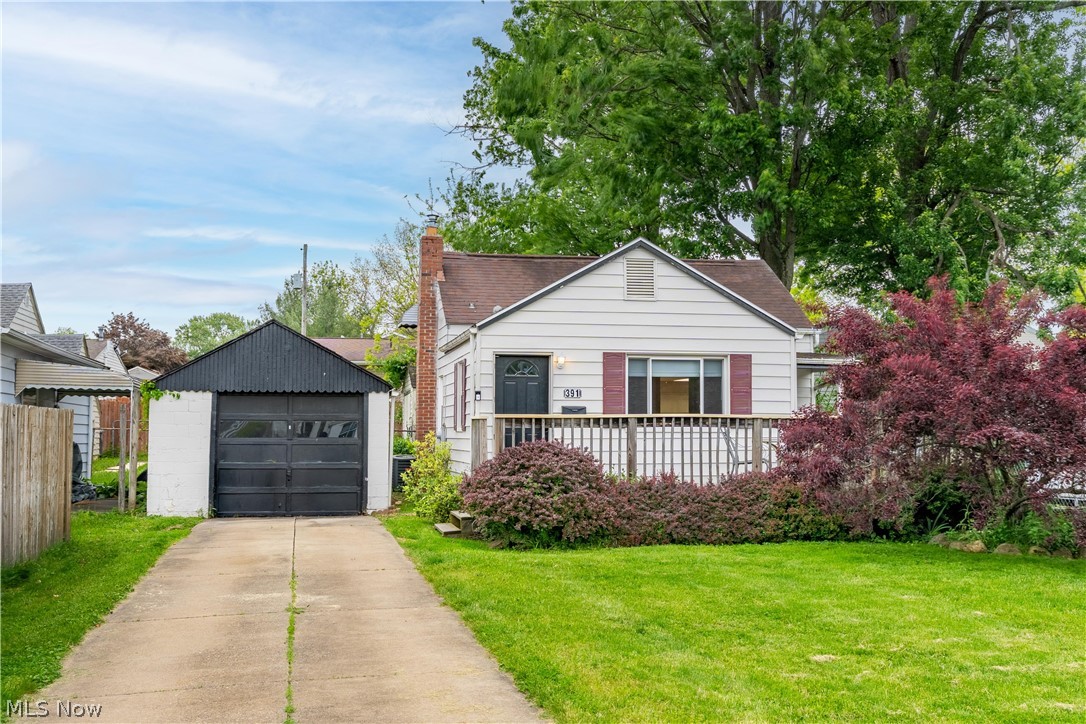 Welcome home to this adorable bungalow in the heart of Ellet! This charming 3-bedroom, 1-bath home is full of character and updates, featuring a beautifully refreshed interior that’s move-in ready. Enjoy relaxing mornings on the inviting front porch, plus the convenience of a detached garage and easy highway access for commuting anywhere around town. Centrally located near shopping, dining, and everyday amenities, this home is perfect for a first-time buyer looking for affordable comfort or an investor searching for a great opportunity. Cute, convenient, and full of potential — you do not want to miss this one! Call your favorite agent today!!
