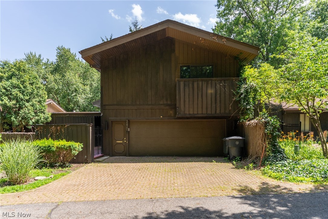 North Brook Condo - Residential