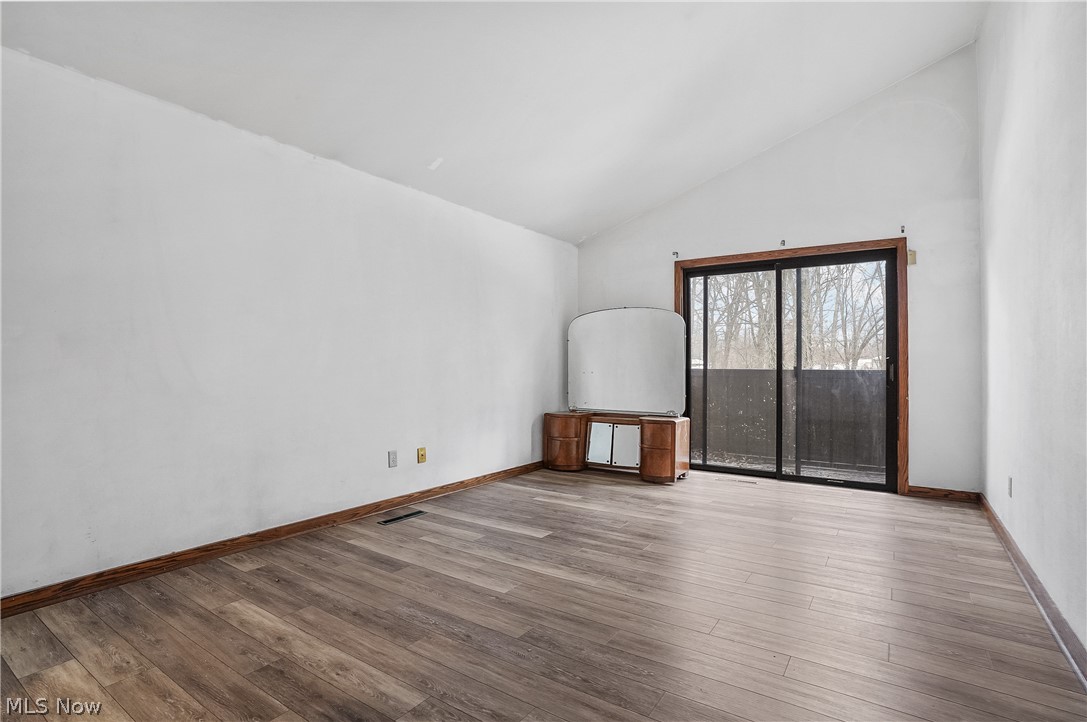 North Brook Condo - Residential