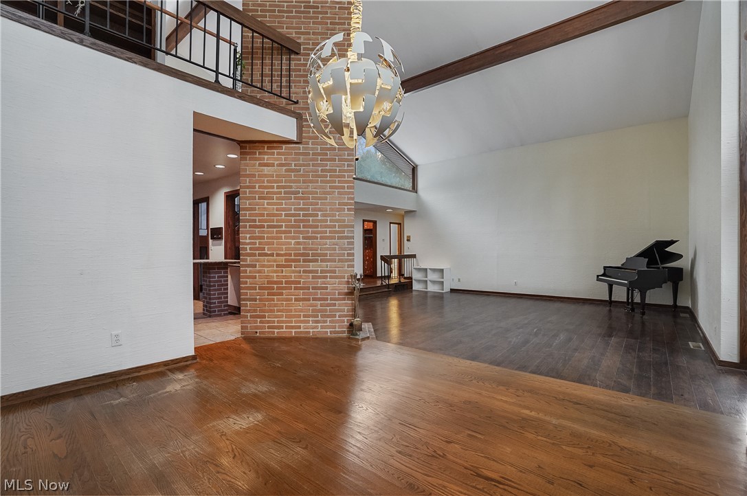 North Brook Condo - Residential