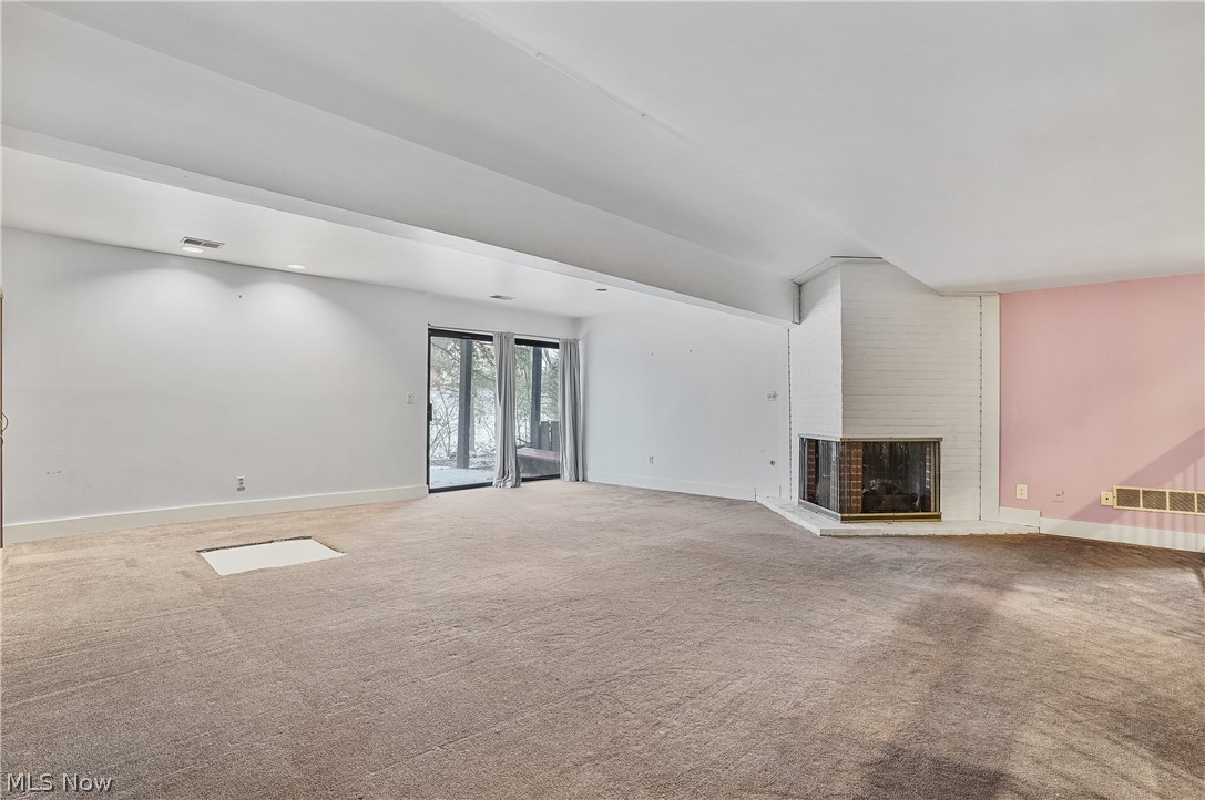 North Brook Condo - Residential