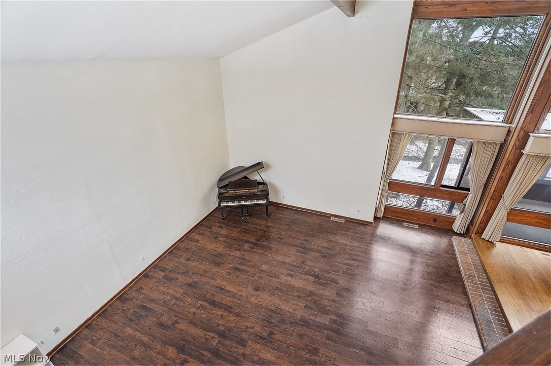 North Brook Condo - Residential