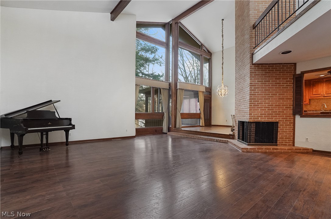 North Brook Condo - Residential
