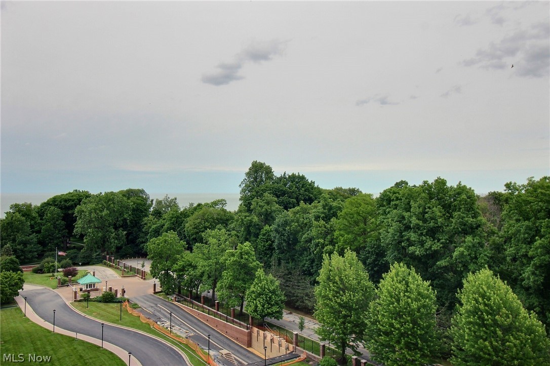 Bratenahl Place - Residential