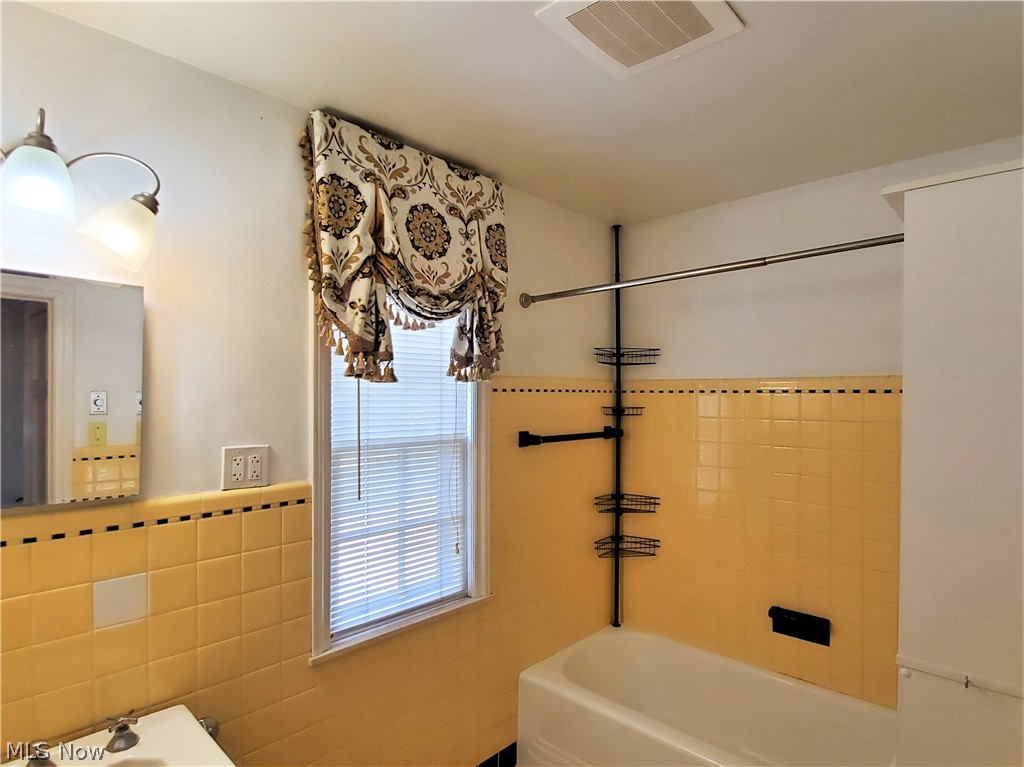 A Scholls Meadowbrook Overloo - Residential