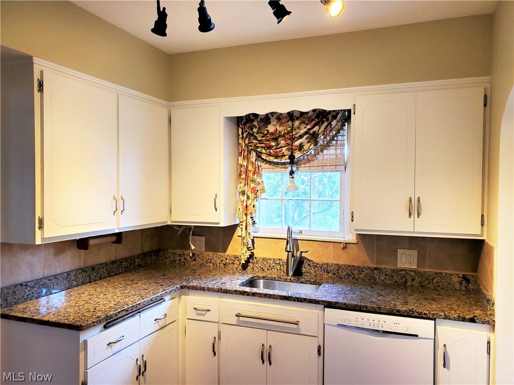 A Scholls Meadowbrook Overloo - Residential