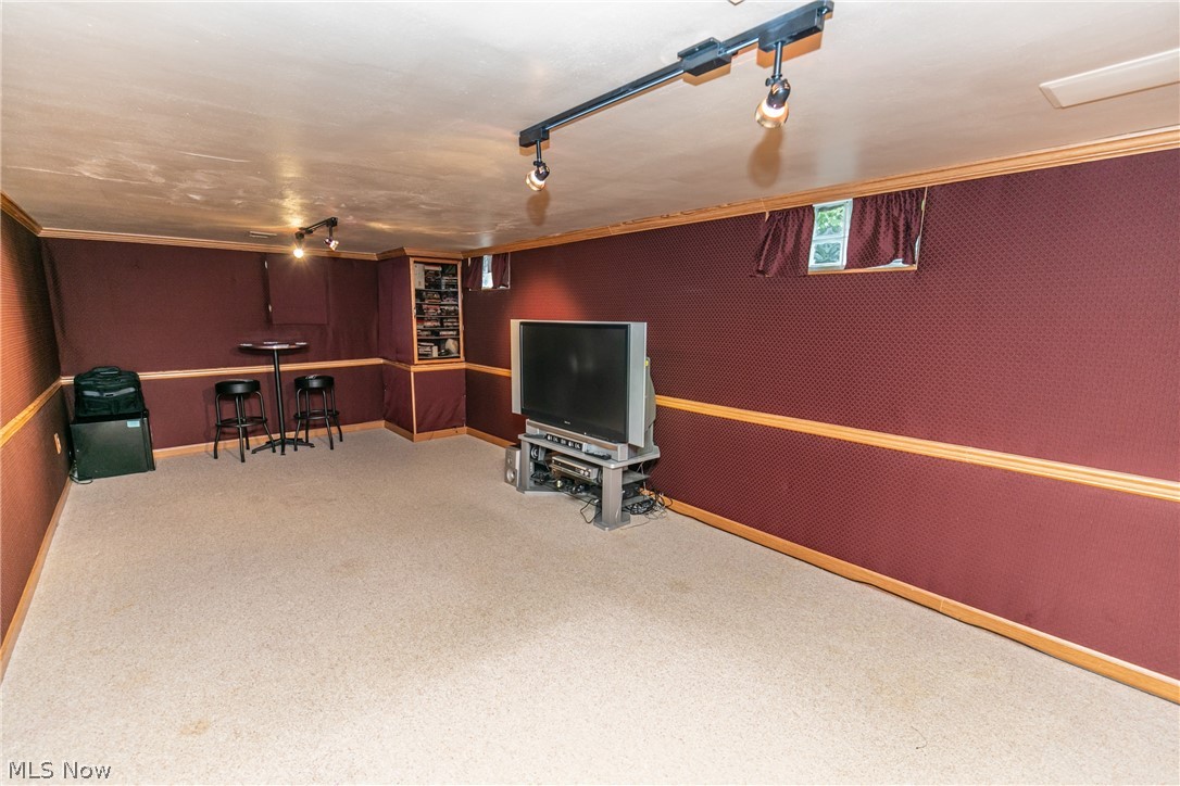 28-B3 - Residential