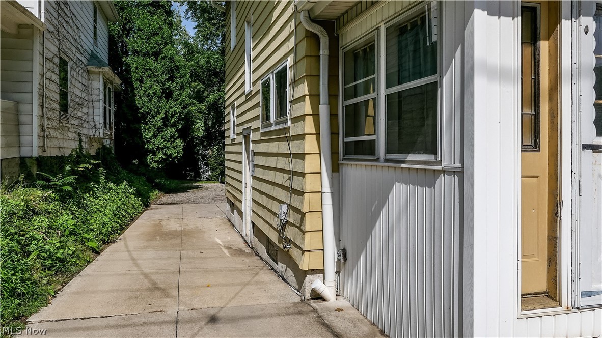 Ledge - Residential