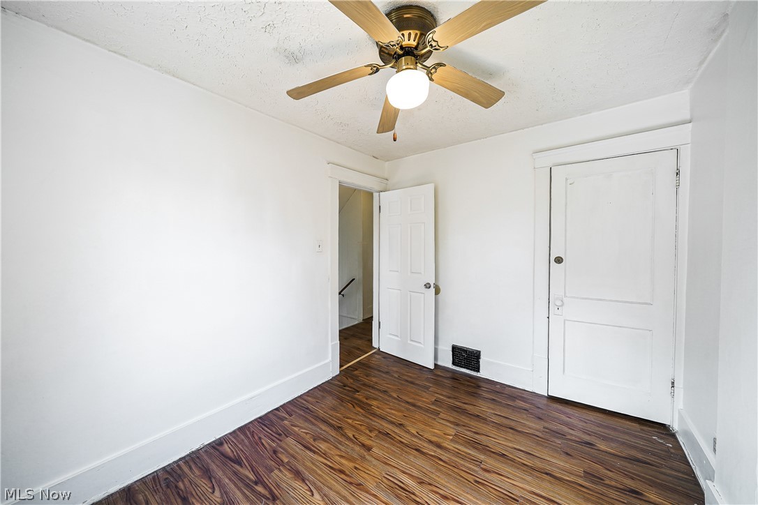 Ledge - Residential