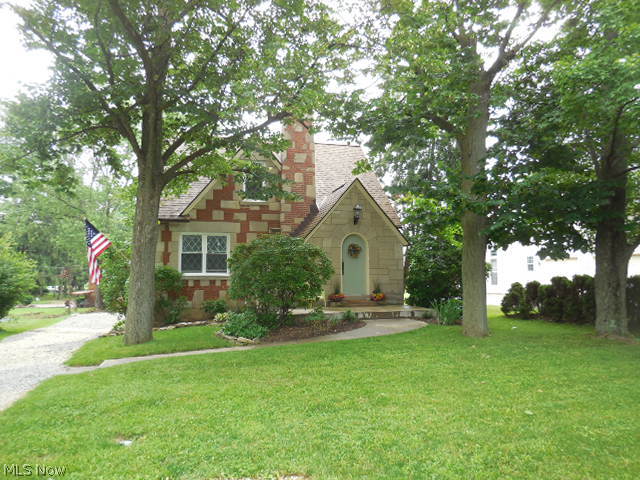 Absolutely gorgeous colonial completely renovated from top to bottom. Fabulous newer high end kitchen cabinets, granite counter tops, ss appliances, and center island. Gleaming white oak hardwood floors. Fireplace highlights your entertaining size living room. Master bedroom w/ alcove + two generous bedrooms (lots of closet space). Airy porch upstairs. Decorated fireplace in your basement. Sip a glass of iced tea, read a book and relax on your porch. New windows , C/A, 2 full baths w/ antique vanities+ custom tile. 1st floor laundry. So much attention to detail has been poured into this home. Newer roof (Tear off).