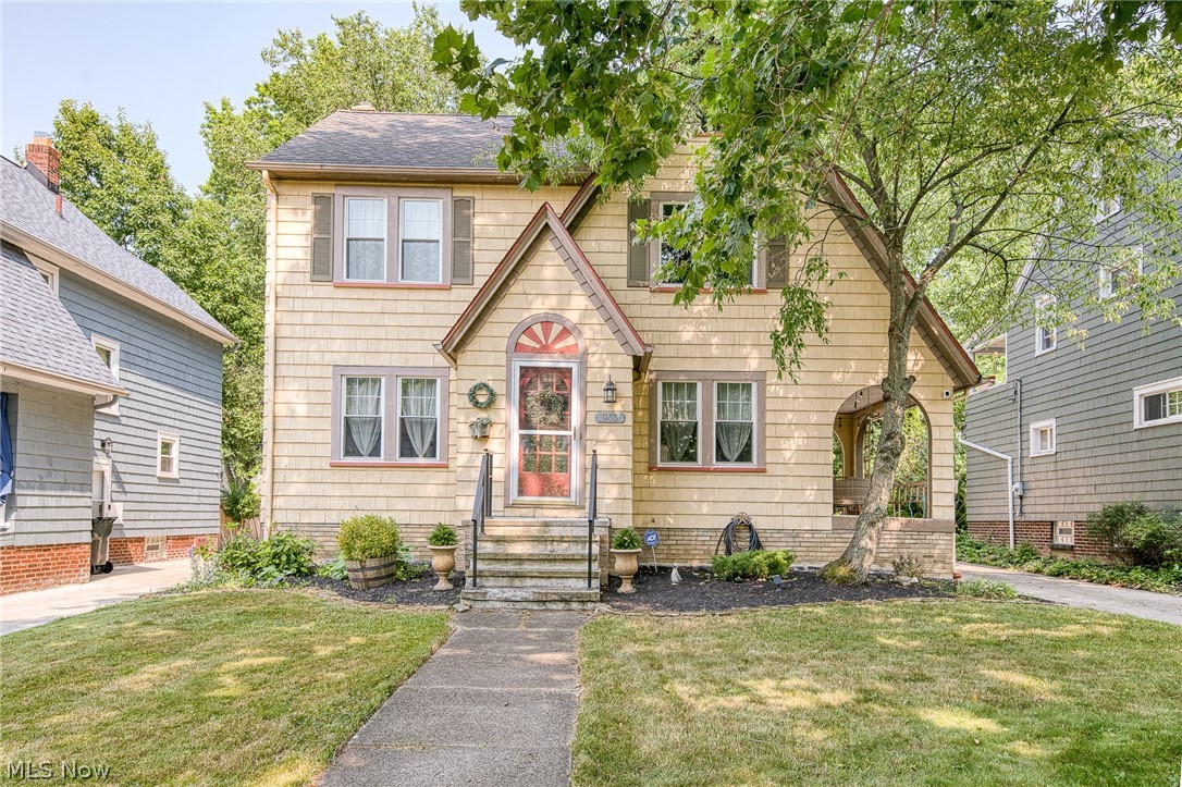 Crown Point - Residential