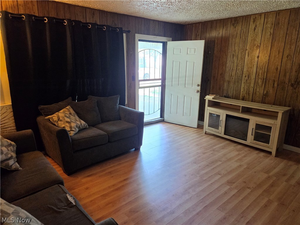 Westlawn - Residential