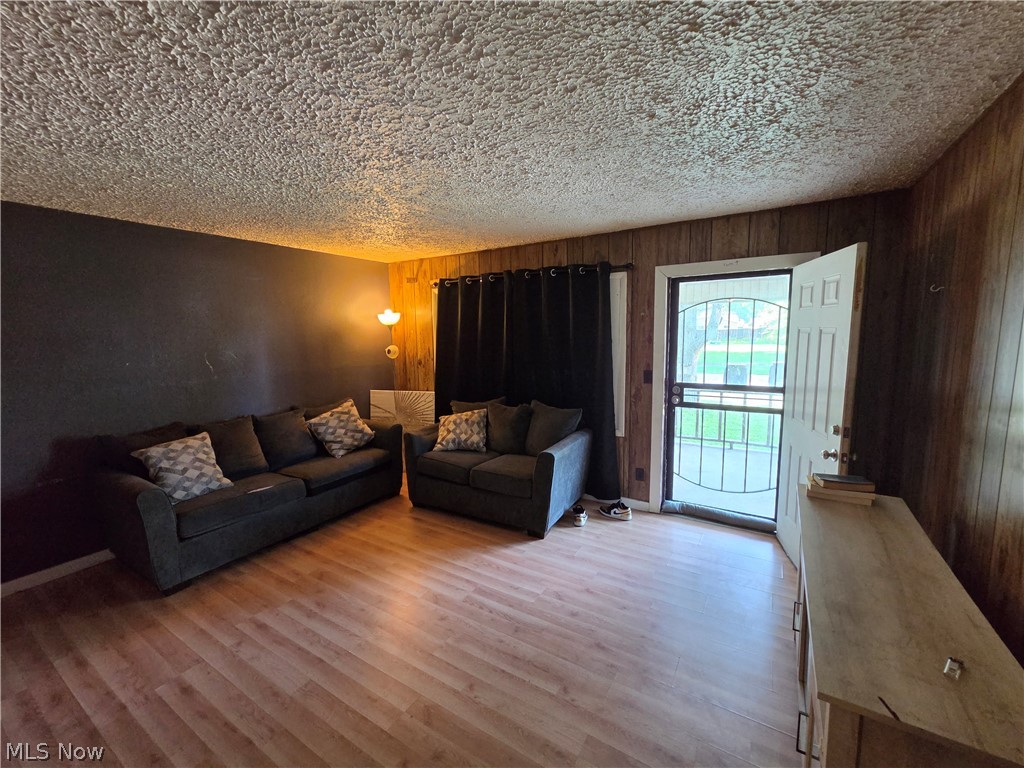 Westlawn - Residential