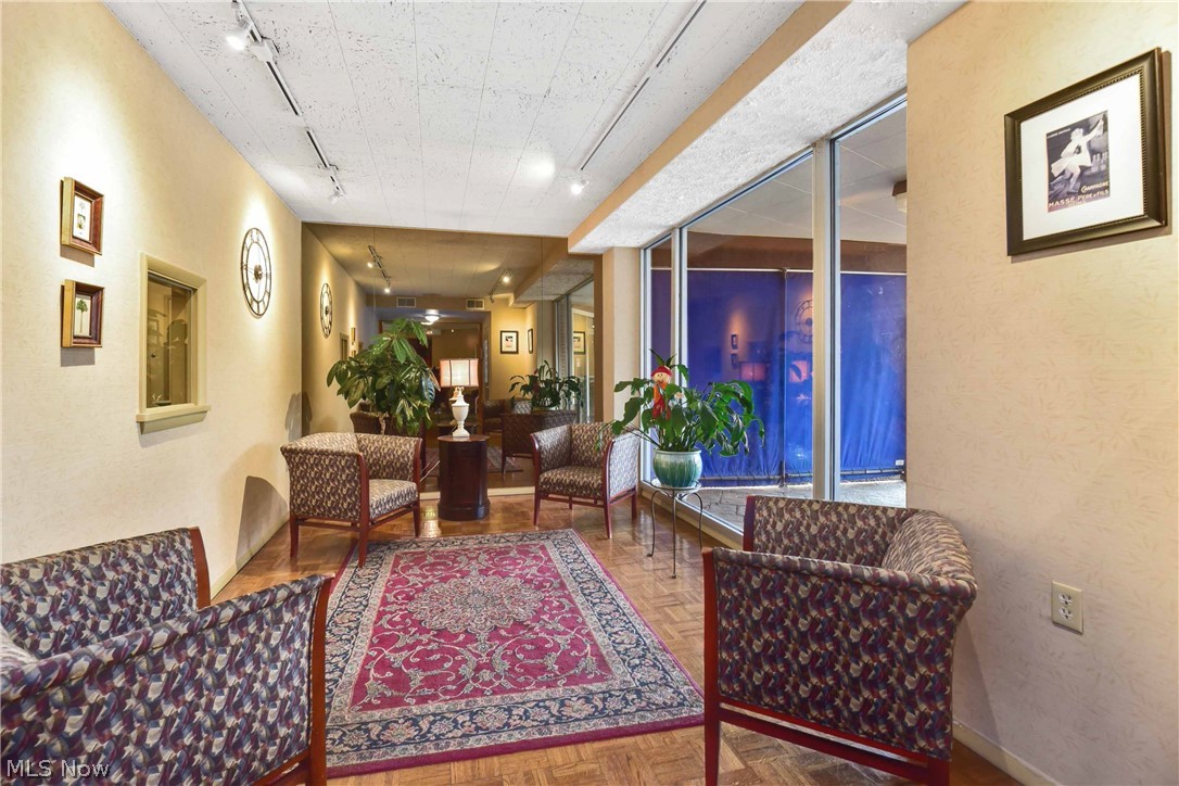 Lake House Condos - Residential