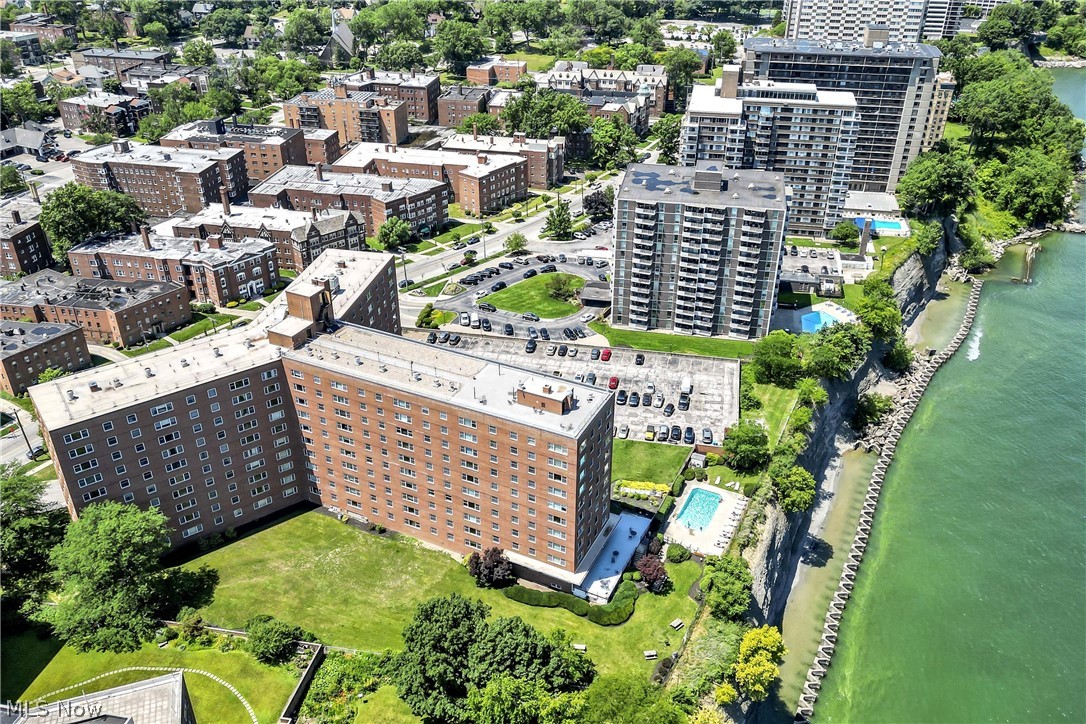 Lake House Condos - Residential