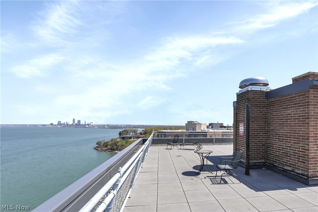 Lake House Condos - Residential