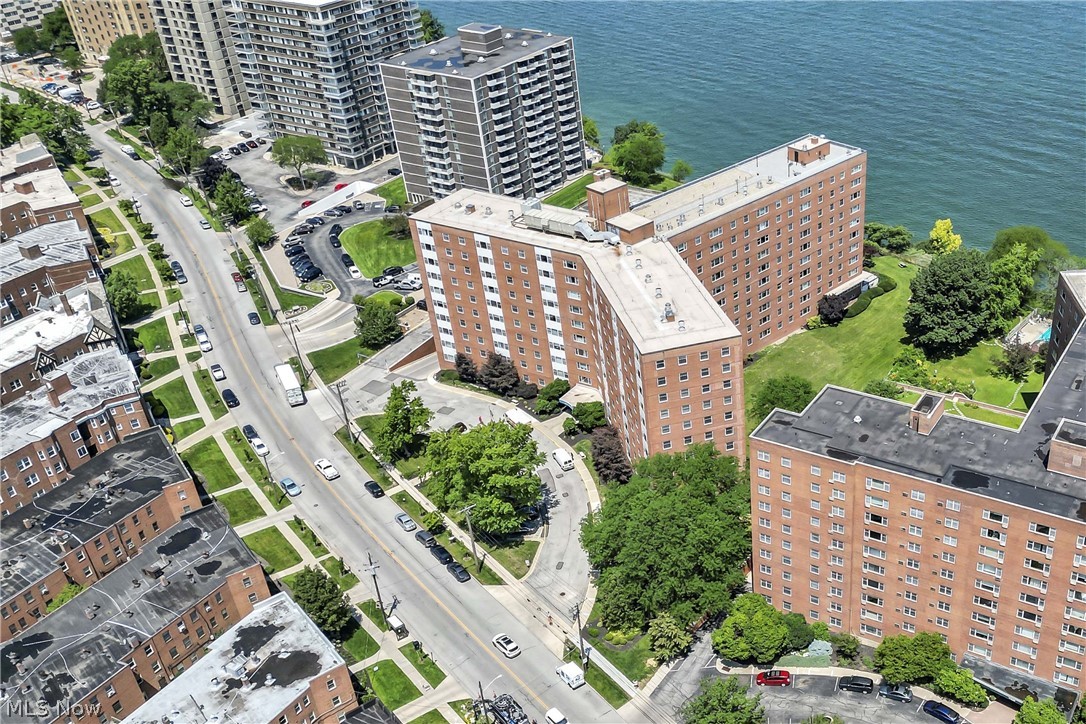 Lake House Condos - Residential