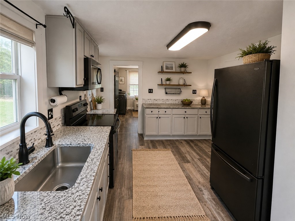 Marietta Square 13 - Residential