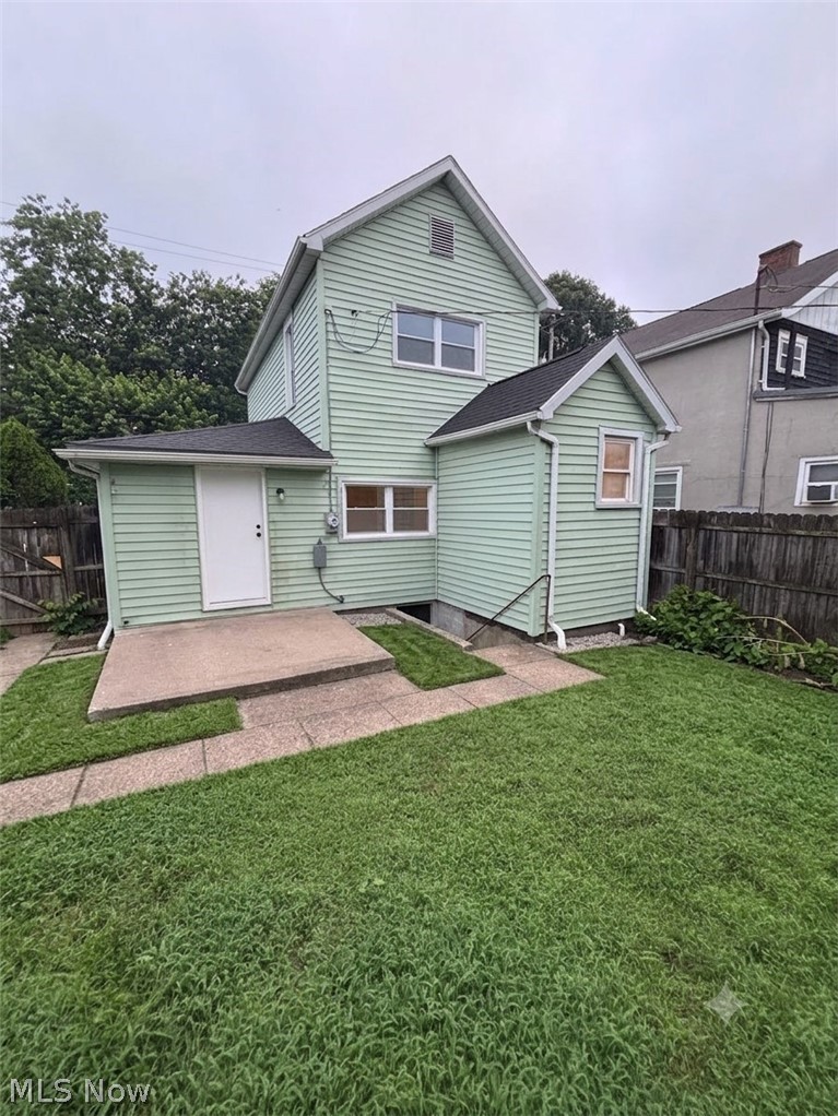 Town/New Philadelphia - Residential
