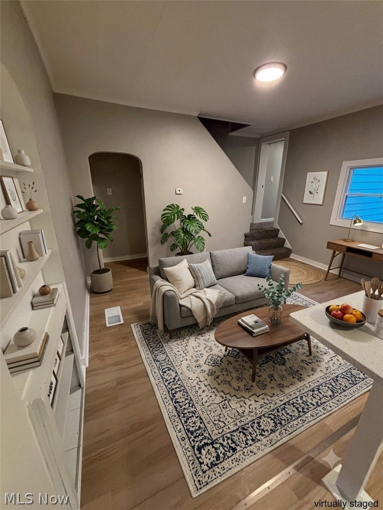 Town/New Philadelphia - Residential