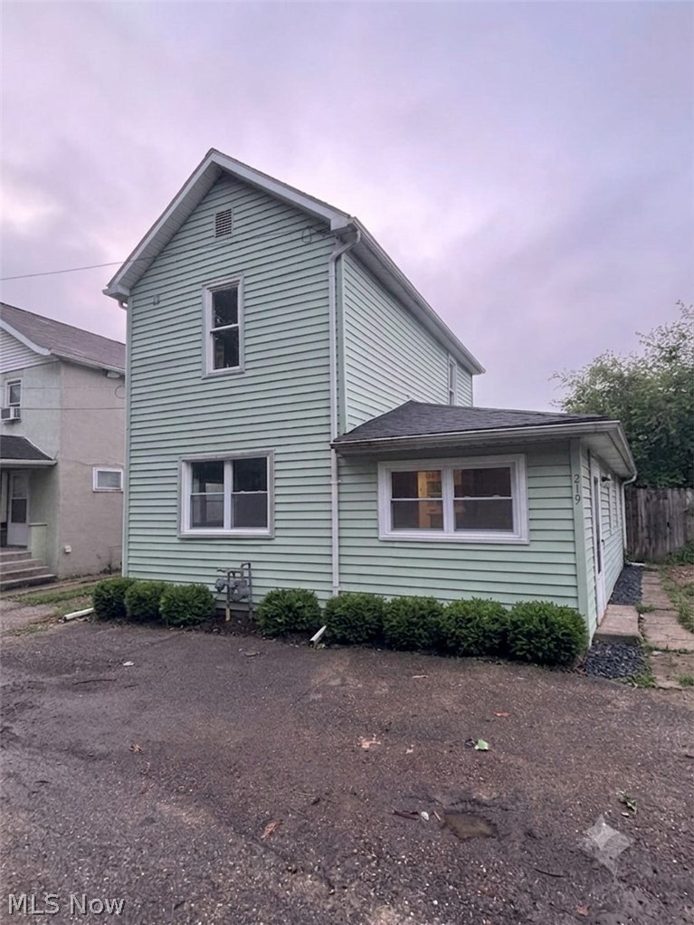 Town/New Philadelphia - Residential