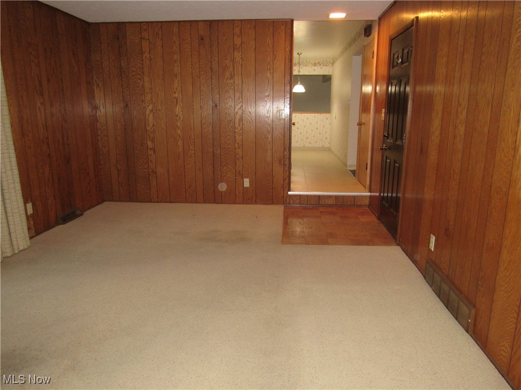 Shar-Bon 04 - Residential